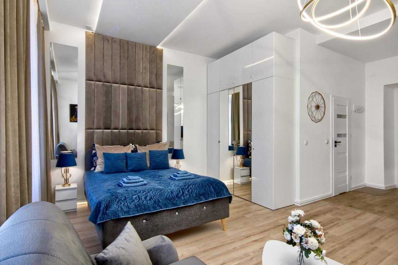 Apartment Silver Shine Jacuzzi
